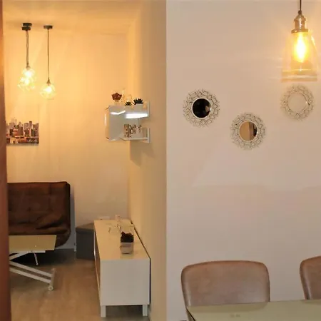 Nuncio Viejo, 7. Apartamento *